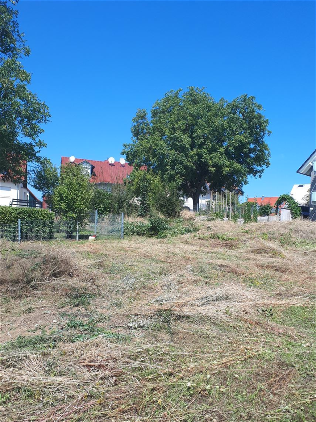 Grundstück